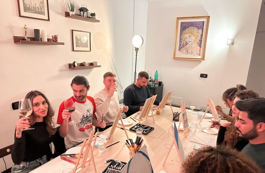 Rome: Painting Class with Unlimited Wine - Practical details that matter