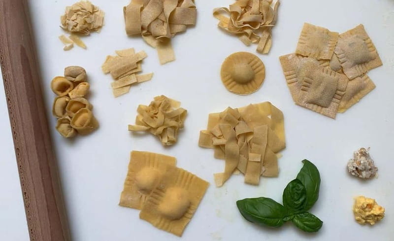 Rome: Pasta Cooking Class with Market Visit and Wine - Starting at Via Palestro 51