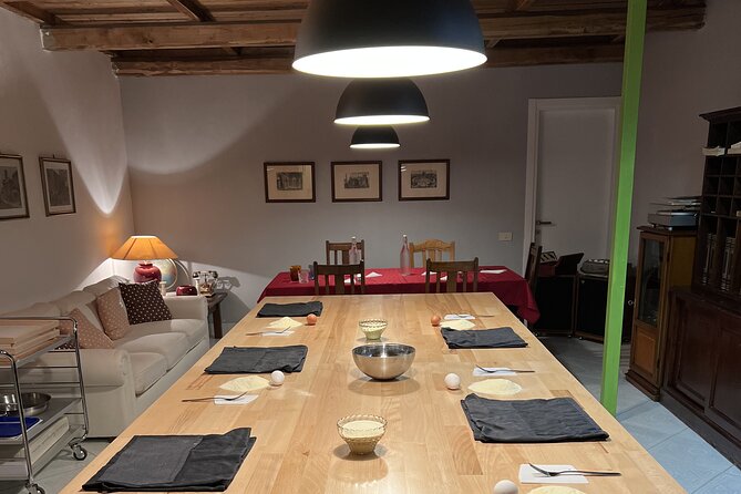 Rome Pasta Making Class with Italian Sauces and Wine Included - Booking Advice and Cancellation Terms