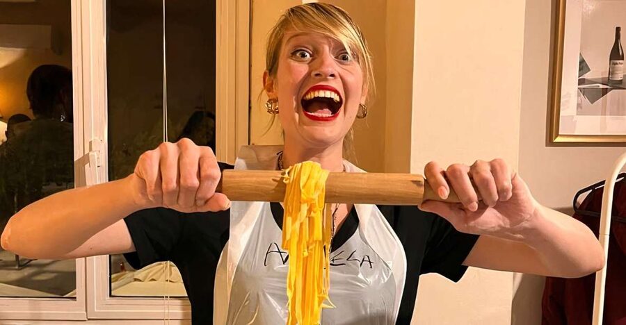 Rome: Pasta Making Class with Wine, Limoncello, and Dessert - Pasta-making in Palazzo Grazioli