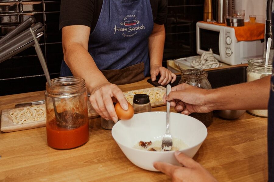Rome: Pasta Making with Wine Tasting and Dinner in Frascati - Making pasta from flour to plate