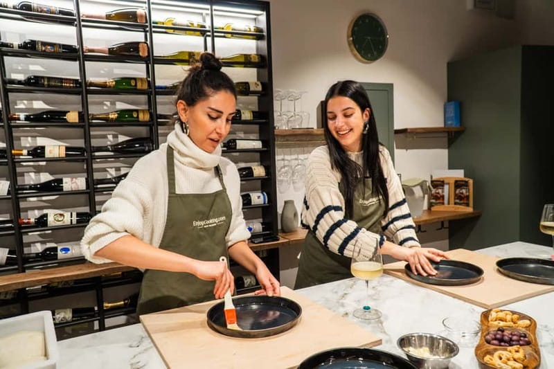 Rome: Pizza and Gelato Cooking Class with Wine - Gelato with a seasonal twist