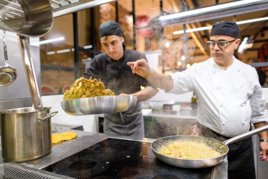 Rome: Roman Master Chef Cooking Class with Wine - Timing, meeting points, and dietary needs