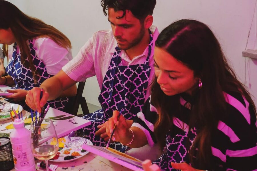 Rome: Tipsy Painting Class with Fine Wine and Arts - Key points to know before booking