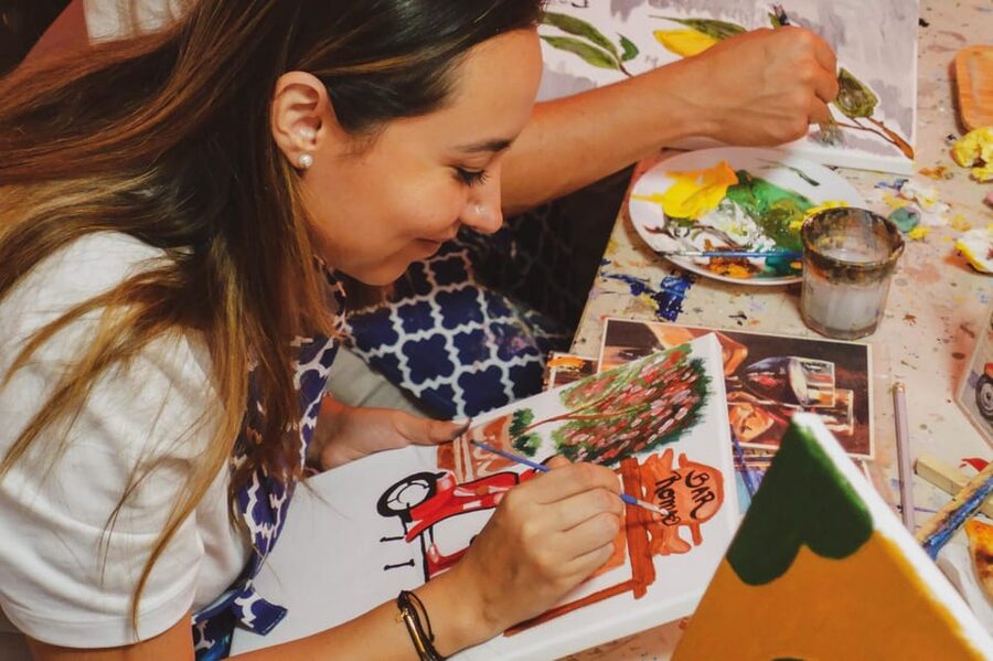 Rome: Tipsy Painting Class with Fine Wine and Arts - Painting Rome with a glass in hand