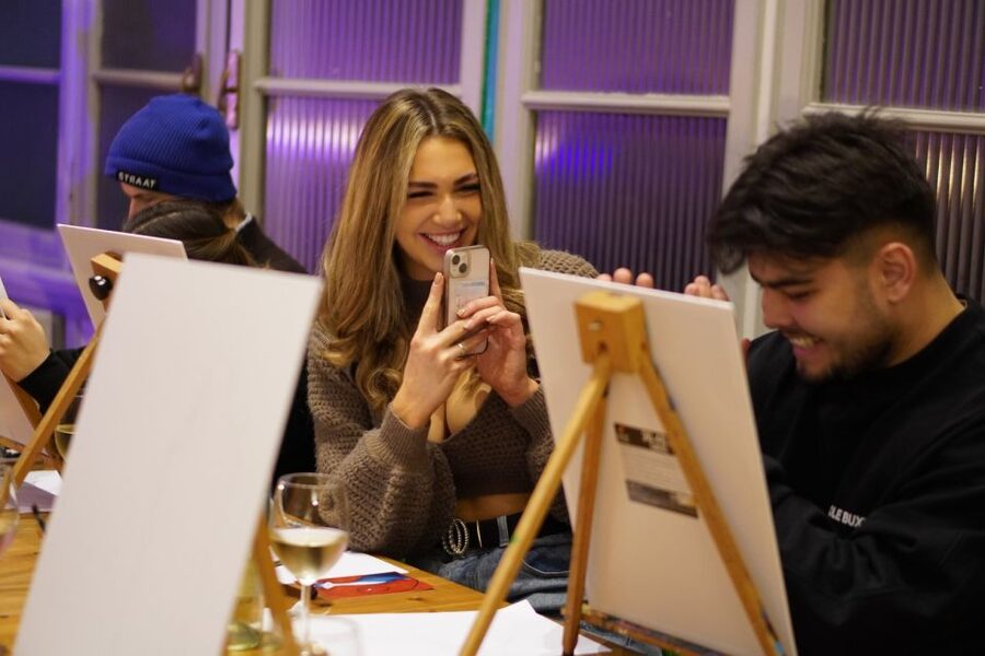 Rome: Wine and Paint Experience in Piazza Navona - What the $78 price includes