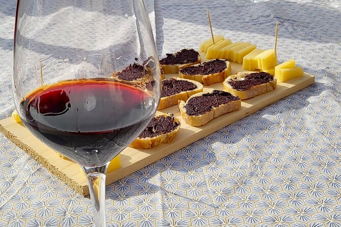 Saint-Emilion Afternoon Wine Tour - 2 Wineries & delicacies - First stop: a Grand Cru château