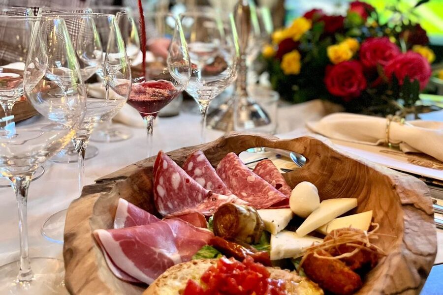 San Gimignano: Lunch or Dinner at a Winery with Wine Tasting - A Tuscan meal with wine, not just a tasting