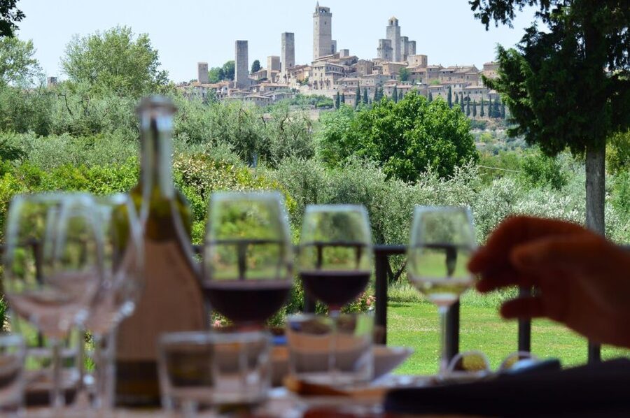 San Gimignano: Premium Wine Tour with Lunch - Why the food pairing adds real value