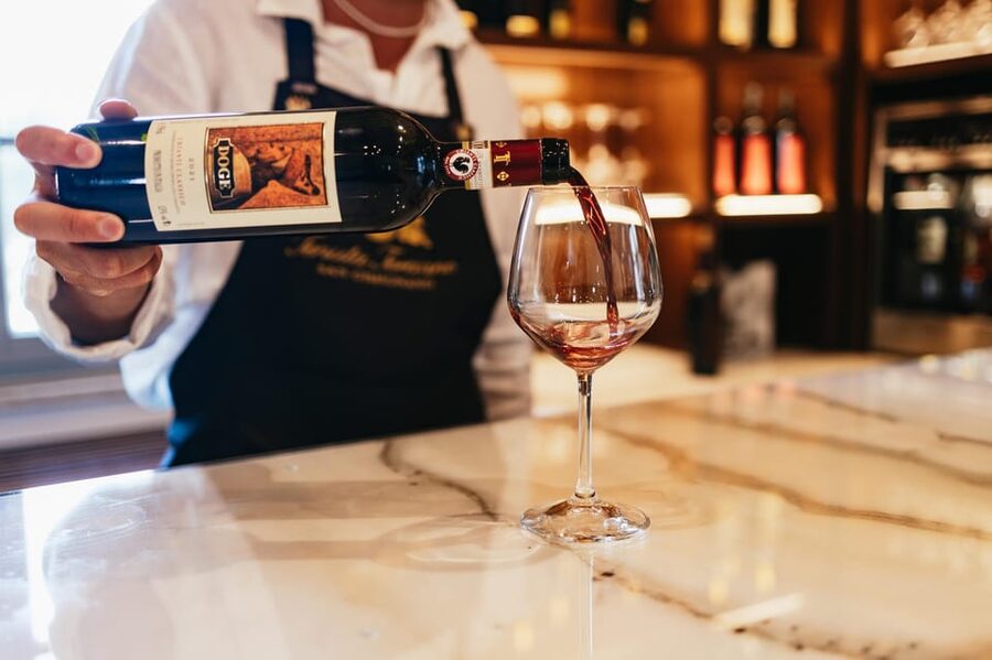 San Gimignano: Tuscan Vineyard Lunch with Wine Tasting - Should you book the Tenuta Torciano lunch?