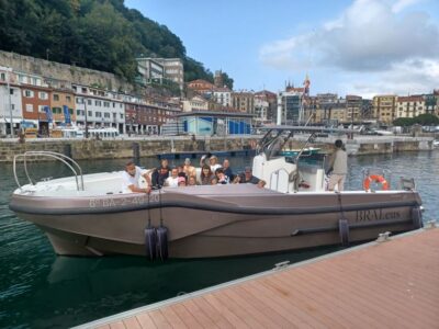 San Sebastian: 2 Bays Evening or Sunset Boat Tour with Cava