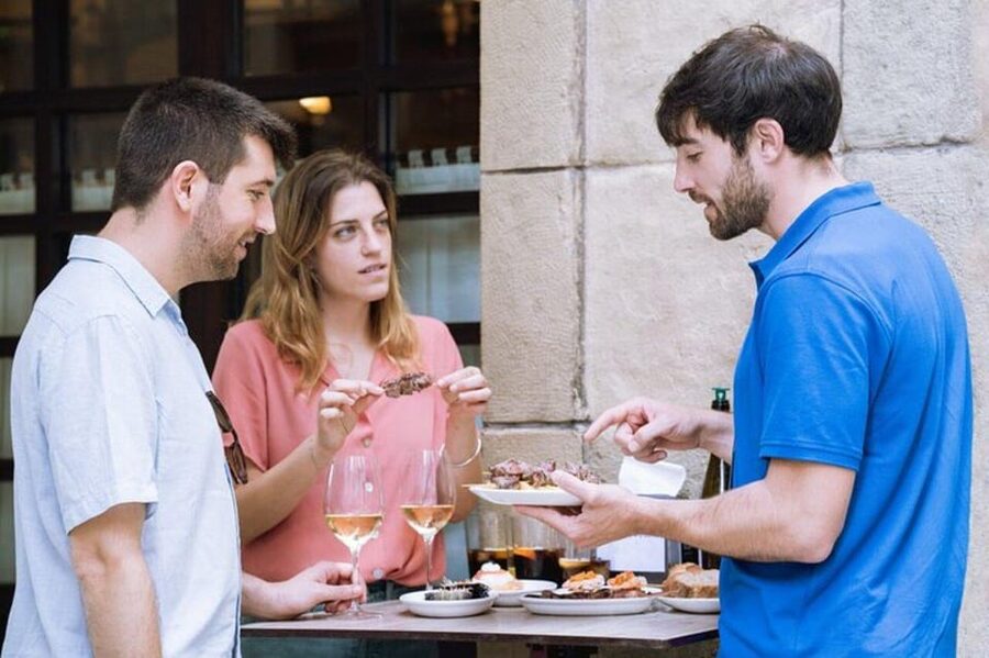 San Sebastian Food Tour: Pintxo Tasting Paired with Wines - Why pintxos make a fine first taste of San Sebastian