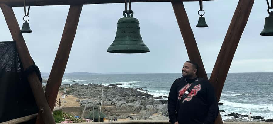 Santiago: Tour to Isla Negra, Algarrobo and Undurraga Wines - How the day works in practice