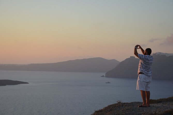 Santorini Highlights Small-Group Tour with Wine Tasting option - Price, transport, and the real value