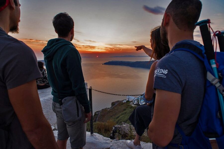 Santorini: Night Hike, Wine Tasting, and Greek Dinner - Reaching Imerovigli for wine and dinner