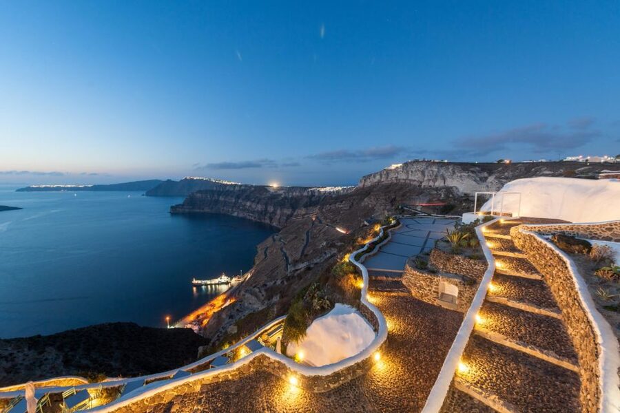 Santorini Wine Roads: Tour of 3 Wineries with a Sommelier - Timing, sunset, and the four-to-five-hour schedule
