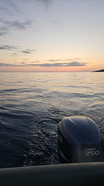 Sarandë: Sunset boat tour with local wine - Practical value, timing, and what to bring