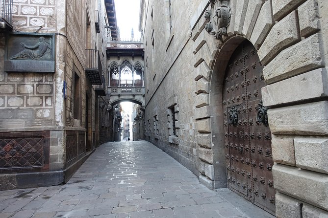 Savor Spain: Food, Wine, History & Culture Small Group Tour in Old Barcelona - What you actually get for $134.21