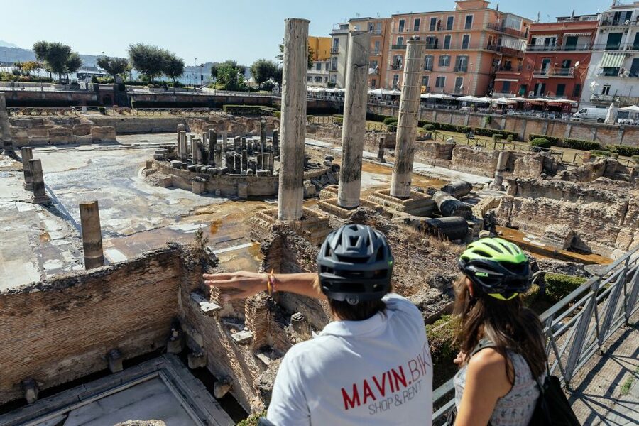 Scenic E-Bike Ride with Vineyard Wine & Meal - Who should book this experience?
