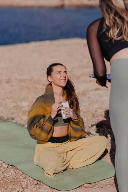 Secret Cove Yoga and Cava Experience in Ibiza Crystal Waters - The cliffside photo stop