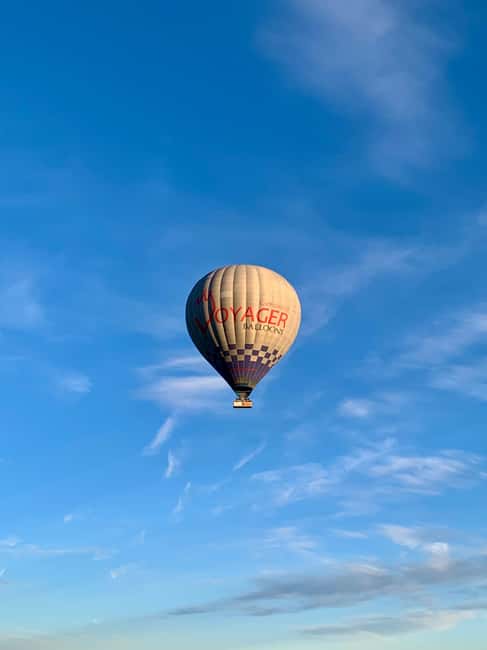 Segovia: Hot-air balloon ride with cava toast - Who will enjoy this flight most