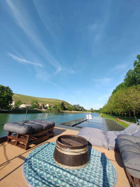 Semi Private Solar Boat Cruise in Champagne - Who will enjoy this most
