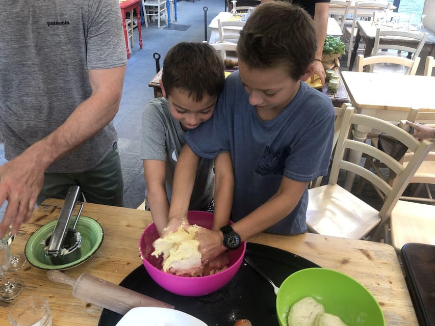 Sestri Levante: Pesto & Cooking Classes, Wine Tasting - The fish class changes with the daily catch
