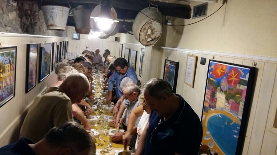 Sestri Levante: Pesto & Cooking Classes, Wine Tasting - The pesto class and its marble mortar
