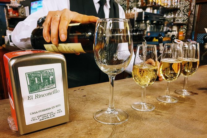 Sevilla Food Tour: Tapas, Wine, History & Traditions - Key points to know before booking