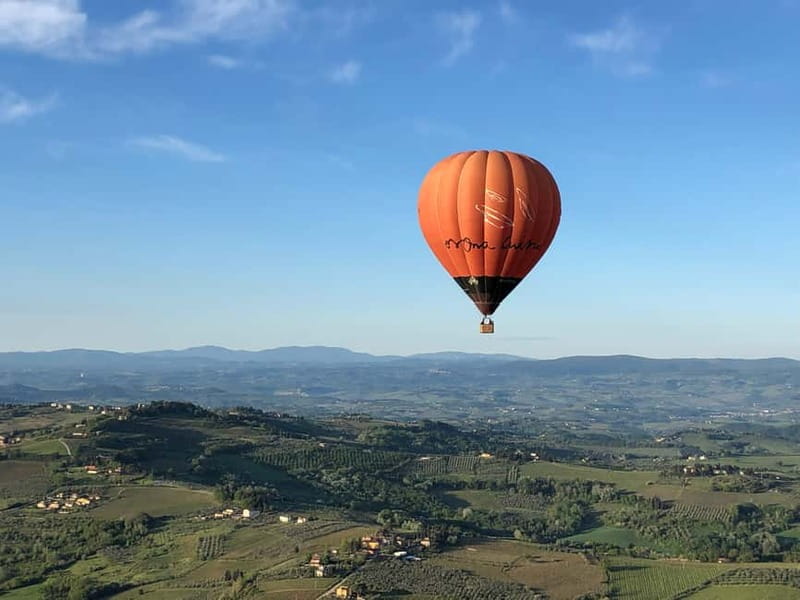 Siena: Balloon Flight Over Tuscany with a Glass of Wine - Practical tips for a smoother morning