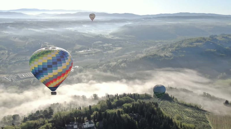 Siena: Balloon Flight Over Tuscany with a Glass of Wine - Floating above Siena and the Tuscan countryside