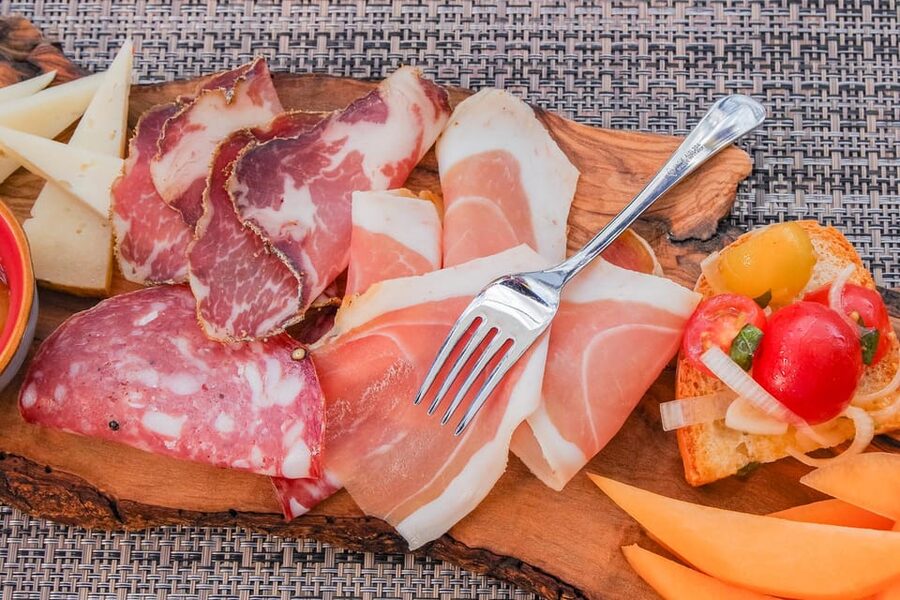 Siena: winery tour, wine tasting and lunch - How the $77 price compares