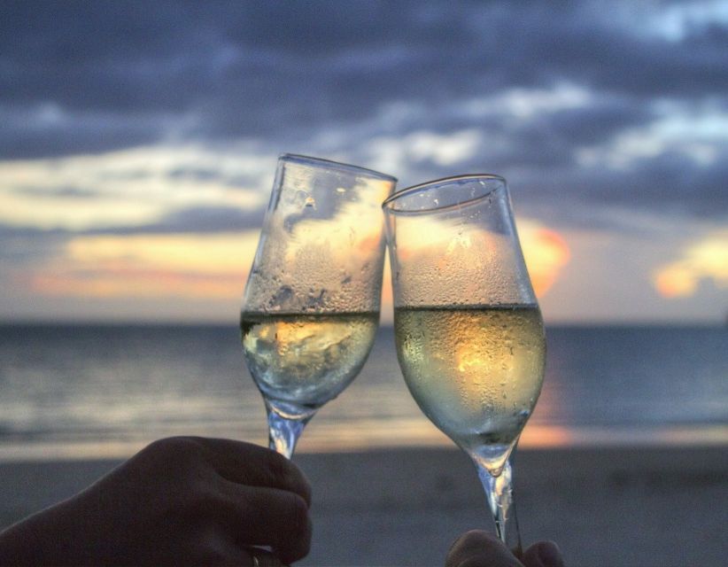 Sirmione: Sunset Boat Cruise with Local Wine - Why a sunset boat ride suits Sirmione