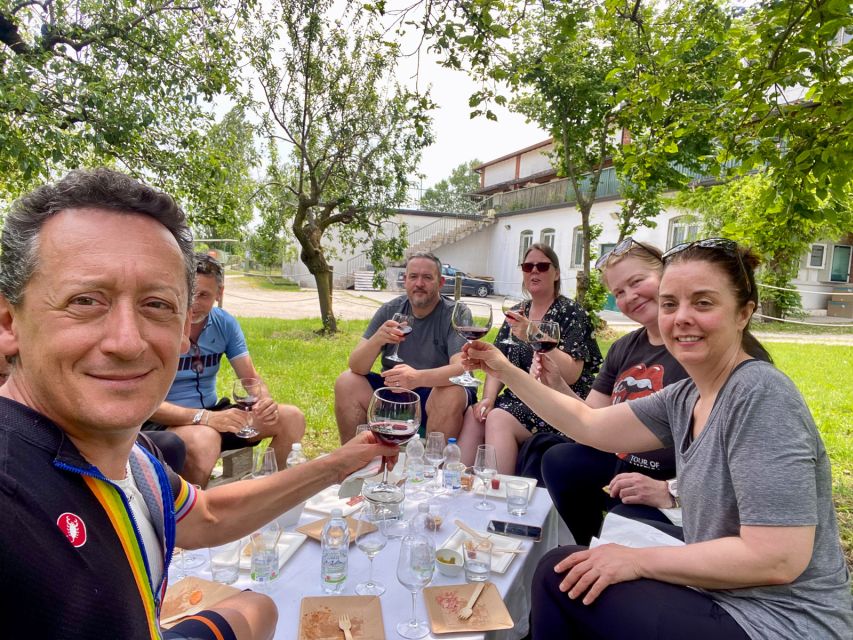 Sirmione: Vineyard Tour with Lugana Wines and Local Tastings - What the three-wine tasting includes