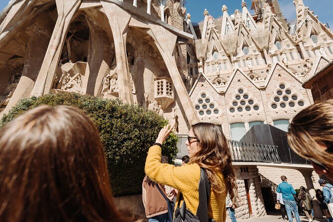Skip the Line Sagrada Familia Guided Tour & Optional Cava Upgrade - Is $44.65 a fair price?
