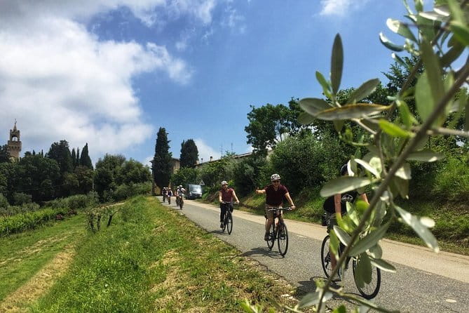 Small-Group Wine Tasting Experience in the Tuscan Countryside - The scenery is part of the price