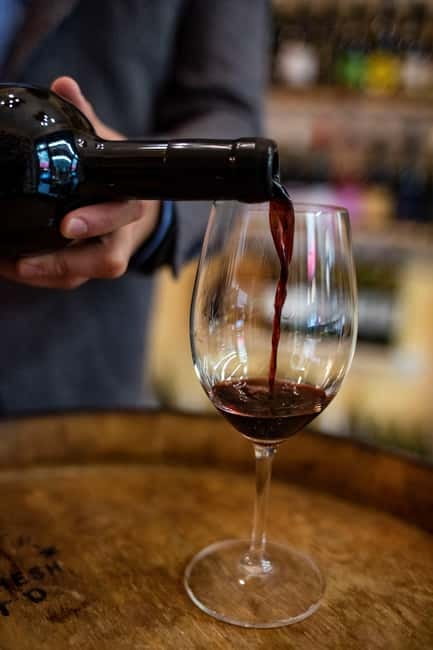 Sofia: Wine & Cheese Tasting Experience - Bulgarian cheeses do more than fill the plate