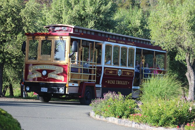 Sonoma Valley Open Air Wine Trolley Tour - Who Will Enjoy This Sonoma Wine Tour