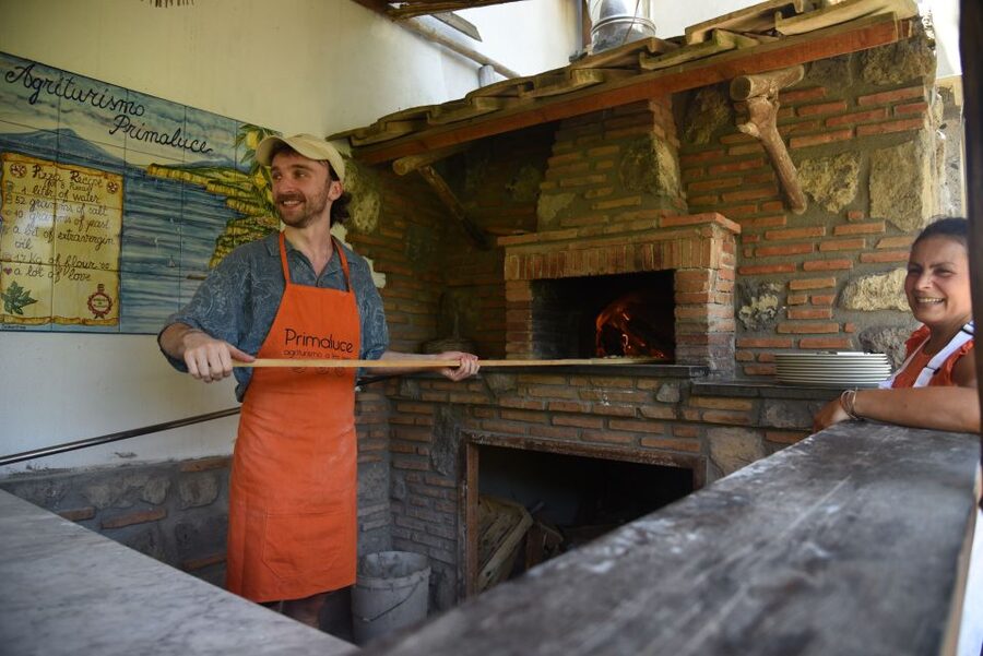 Sorrento: Pizza Lesson, Wine, and Limoncello at a Local Farm - Practical details that make the evening easier