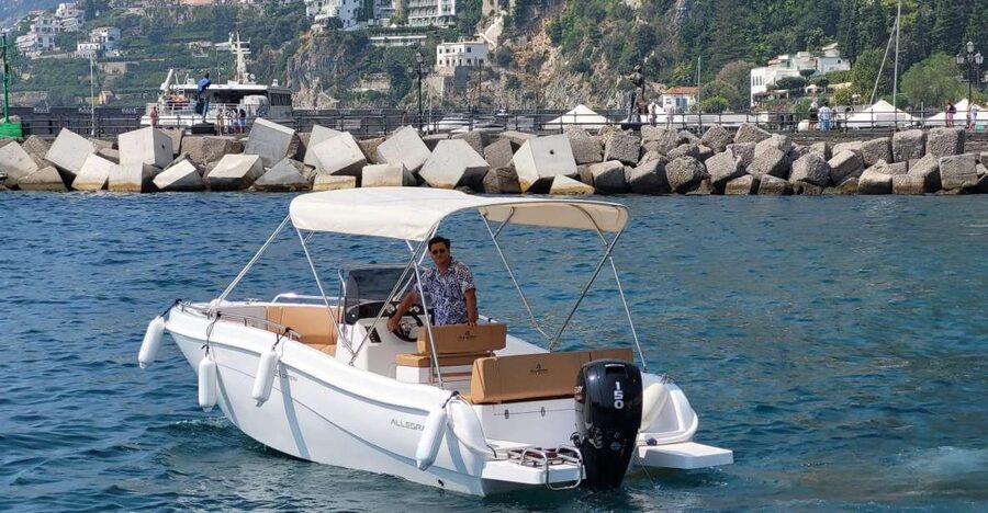Sorrento: Private Sunset Cuise with Prosecco and Limoncello - Swimming in clear coastal water