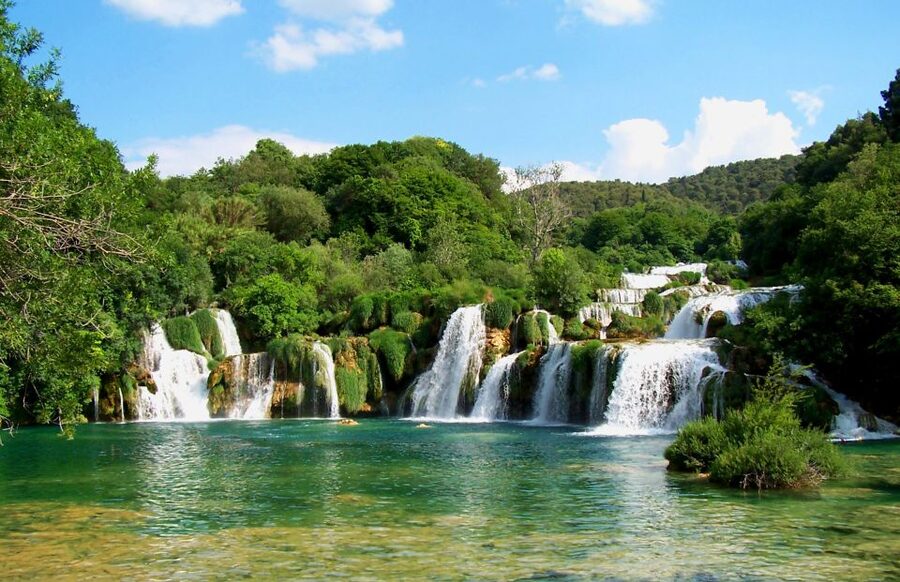 Split/Trogir: Krka National Park Day Trip with Wine Tasting - Why Krka works well as a day trip from Split or Trogir