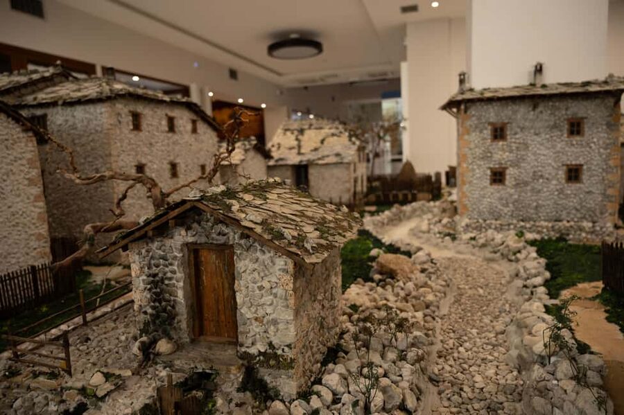 Split/Trogir: Mostar and Medjugorje Tour with Wine Tasting - Key points to know before booking