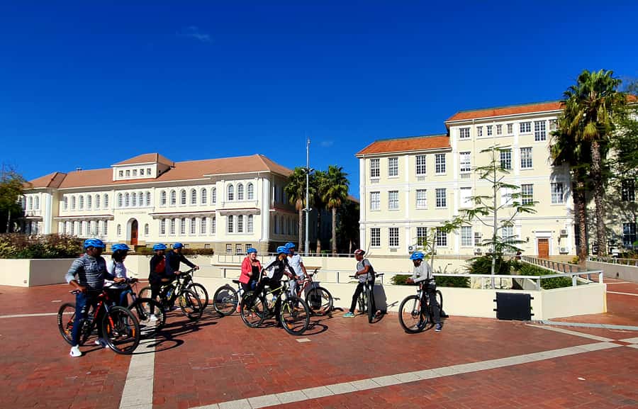 Stellenbosch: Historical Bike Tour & Wine Tasting - How difficult is the cycling?