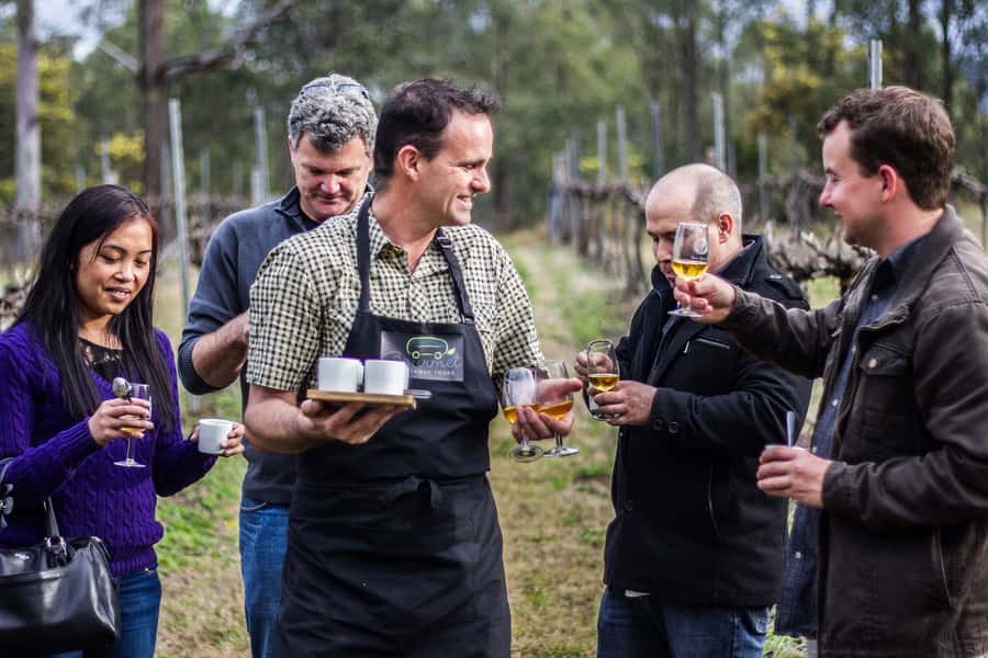 Sydney: Chef-Led Hunter Valley Food & Wine Tour - Early morning at the Sydney Fish Market