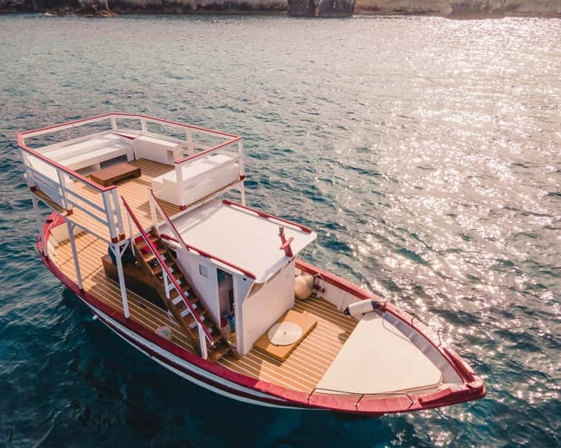 Syracuse: Boat Trip with Lunch, Wine, and Swimming Stops - Meeting point and practical planning