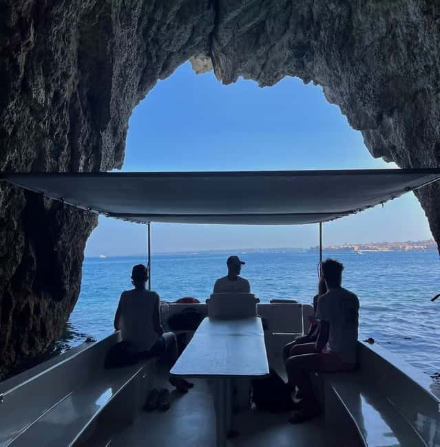 Syracuse: Ortigia Island & Sea Cave Boat Tour with Prosecco - Fonte Aretusa and the swim stop
