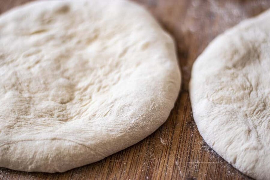 Taormina: Pizza Making Class with Lunch and Wine Tasting - Who should book this Taormina cooking class