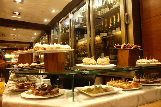 Tapas and Wine Walking Tour in Barcelona - Walking, timing, and group comfort