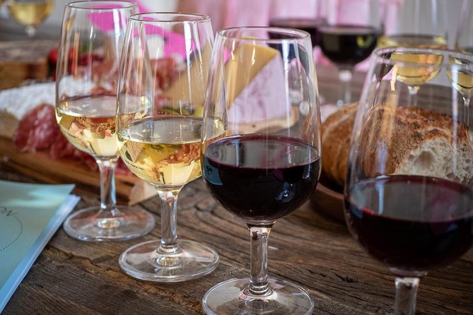 Taste Wine in Lyon: Burgundy, Beaujolais, Rhône, and more - Arriving at the Croix-Rousse silk loft