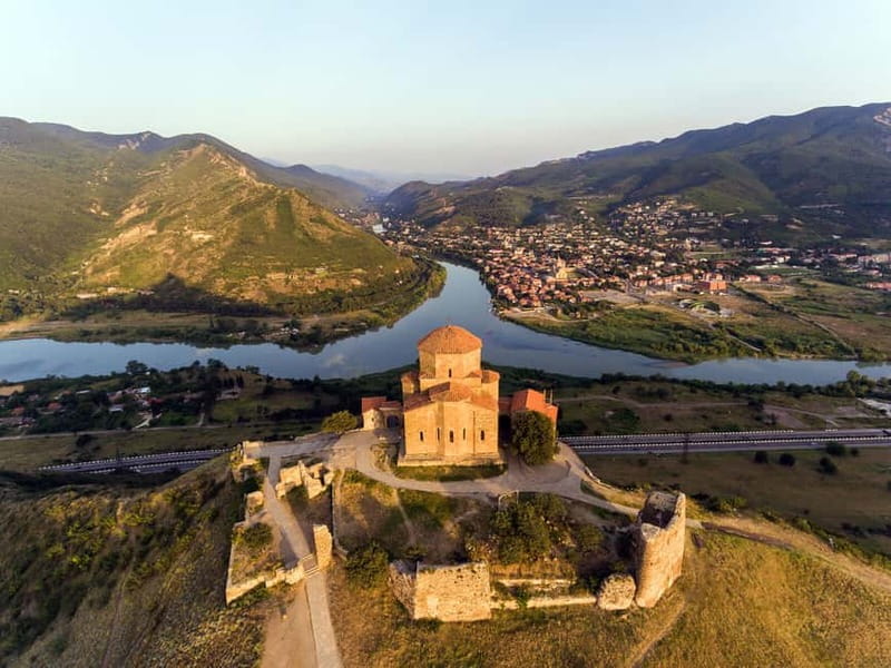 Tbilisi: Mtskheta Jvari Bazaar, Chronicles of Georgia & Wine - Who should book this outing?